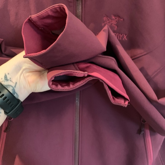 Arc’teryx Gamma LT Softshell Jacket SOLD - Picture 4 of 6